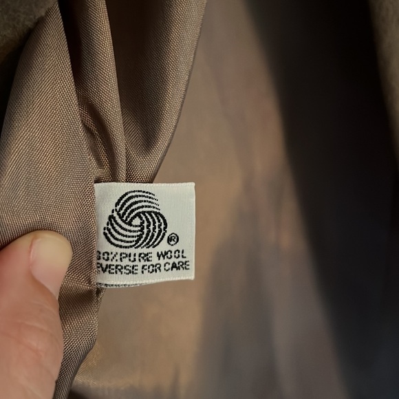 Cedarhurst Classics Wear in Good Health Taupe Tan Wool Coat - Picture 10 of 16